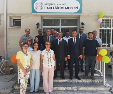 Hayat Boyu Öğrenme Haftası Etkinlikleri Kapsamında Yıl Sonu Sergisi Açılışı Yapıldı