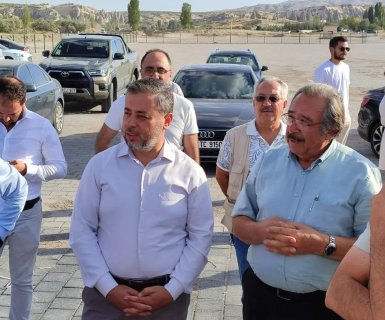 Belediye Başkanımız Mustafa Kenan Sarıtaş, il protokolü ile birlikte Assuva Uzay ve Havacılık Savunma Sanayi tarafından ilçemizde kurulacak drone fabrikasında üretilecek cihazların test sürüşlerine katıldı.