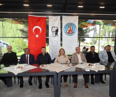 AVANOS’TA MUHTEŞEM BAYRAMLAŞMA, BAYRAMLAŞMA PROGRAMINA VATANDAŞLARIMIZDAN YOĞUN İLGİ!