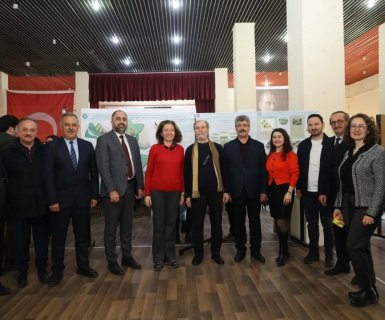 Gazi Üniversitesi Şehir ve Bölge Planlama Bölümü öğrencilerinin tasarım olarak 2040 yılı için Avanos’u planlama çalışmalarını içeren serginin açılışı yapıldı.