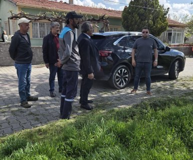 BAHAR SEZONUYLA BİRLİKTE YEŞİL ALAN ÇALIŞMALARI HIZ KAZANDI
