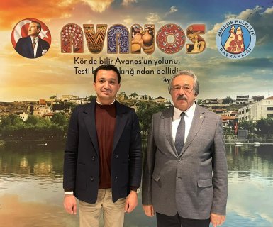 Kelebek Grup Turizm Şirketler Genel Müdürü Sayın Murat Yavuz, Belediye Başkanımız Sayın Mustafa Kenan Sarıtaş’ı makamında ziyaret etti.