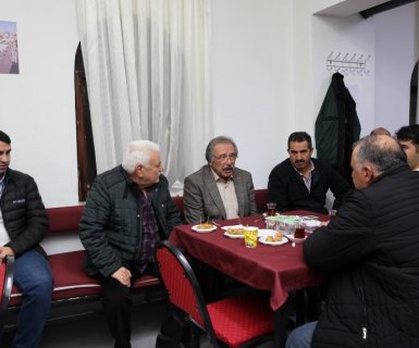 Belediye Başkanımız Sayın Mustafa Kenan Sarıtaş, Ramazan Bayramı dolayısıyla Malatyalılar Yardımlaşma ve Dayanışma Derneği’ni ziyaret ederek dernek üyeleriyle bayramlaştı.