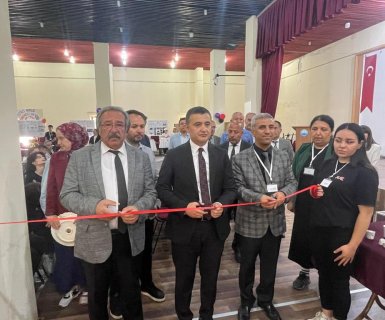 Avanos'ta TÜBİTAK Bilim Fuarı Açılışı Gerçekleştirildi