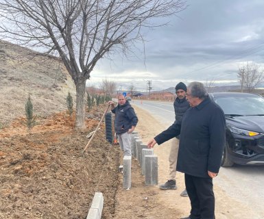 SANAYİ YOLUNDA PEYZAJ VE BORDÜR DÜZENLEMESİ