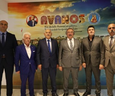 Ahilik Haftası münasebetiyle, Nevşehir Esnaf ve Sanatkârlar Odaları Birliği Başkanı Sayın Mehmet Pınarbaşı, Nevşehir Esnaf ve Sanatkârlar Kredi Kefalet Kooperatif Başkanı Sayın Erdoğan Korkmaz ve Avanos Esnaf ve Sanatkârlar Odası Başkanı Sayın Osman Yetiş