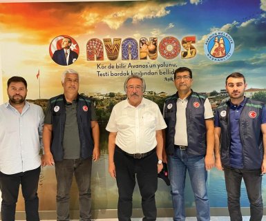 Kayseri İller Bankası Bölge Müdürlüğü’nden Teknik Uzman Sayın Kubilay Öçalan, Teknik Uzman Sayın Feramuz Osan ve Mühendis Sayın Gökhan Özkurt, Belediye Başkanımız Sayın Mustafa Kenan Sarıtaş’ı makamında ziyaret etti.