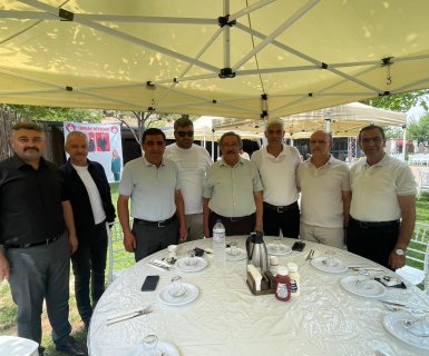 Belediye Başkanımız Sayın Mustafa Kenan Sarıtaş, TÜRKAV Türkiye Kamu Çalışanları Kalkındırma ve Dayanışma Vakfı Nevşehir Şubesi tarafından düzenlenen programa katıldı.