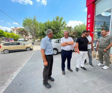 BELEDİYE BAŞKANIMIZ SAYIN MUSTAFA KENAN SARITAŞ’TAN ENTEGRE HASTANE ÇEVRESİNDEKİ ESNAF VE ECZANELERE ZİYARET