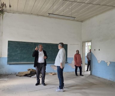 ANAVATAN PARTİSİ ESKİ GENEL BAŞKANI VE GEÇMİŞ DÖNEM BAKANLARIMIZDAN SAYIN ERKAN MUMCU BELEDİYE BAŞKANIMIZI ZİYARET ETTİ