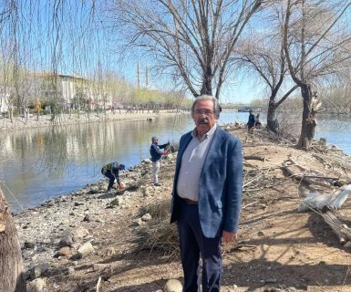 Kazların kuluçka dönemi öncesinde ada da temizlik ve yuva yapım çalışmaları başlatıldı