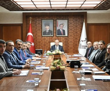 Belediye Başkanımız Sayın Mustafa Kenan Sarıtaş, “Organize Sanayi Bölgeleri Bilgilendirme Toplantısı”na katıldı.