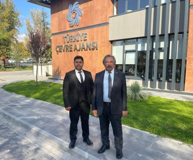 Belediye Başkanımız Sayın Mustafa Kenan Sarıtaş, Türkiye Çevre Ajansı ve Sıfır Atık Yönetim Direktörü Sayın Tuğrul Çamaş’ı makamında ziyaret etti.