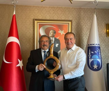 Belediye Başkanımız Sn. Mustafa Kenan Sarıtaş, değerli hemşehrimiz, Ürgüp eski Belediye Başkanı Sn. Bekir Ödemiş'e iadeyi ziyarette bulundu.