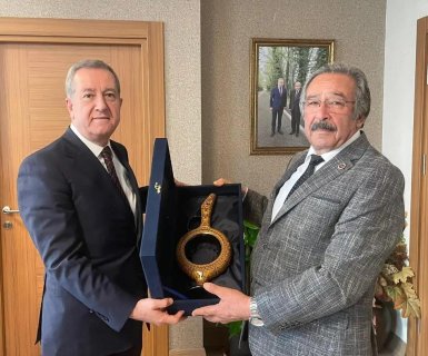 Belediye Başkanımız Sn. Mustafa Kenan Sarıtaş, Milliyetçi Hareket Partisi Genel Merkezi’ne ilk ziyaretini gerçekleştirdi.