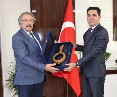 Belediye Başkanımız DSİ Kayseri Bölge Müdürü Sn. Rahmi Şahin'i Makamında Ziyaret Etti