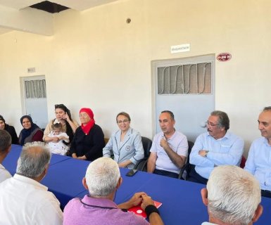MHP Nevşehir Milletvekilimiz Grup Başkanvekili Prof. Dr. Filiz Kılıç, Belediye Başkanımız Mustafa Kenan Sarıtaş, MHP Nevşehir İl Başkanı Ali Akkoç ile beraber Kozaklı ilçesi Abdi Köyünde şehidimiz Ahmet Şahan’ın evini ziyaret ettiler.