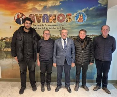 Dünya Göz Hastanesinden hemşehrimiz Göz Doktoru Sn. Halil Bayer, Tekstil Mühendisi Sn. Osman Doğan, Gülşehir Toplum Sağlığı Merkezi Doktoru Sn. Alperen Sürgüveç ve Karaseki Mahallesi Muhtarı Sn. Vahit Altundağ, Belediye Başkanımız Sn. Mustafa Kenan Sarıta