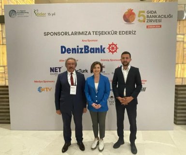 Belediye Başkanımız Sn. Mustafa Kenan Sarıtaş ve Belediye Meclis Üyemiz Sn. Vedat Elma, 8 Nisan Salı günü (TİDER) Temel İhtiyaç Derneği ev sahipliğinde İstanbul Şişli’de gerçekleştirilen “5. Gıda Bankacılığı Zirvesi’ne katıldı.