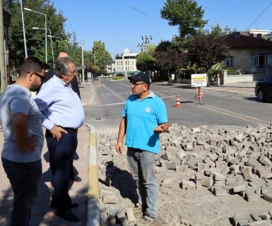 Sıcak Asfalt Yol Çalışmalarının Startı Verildi