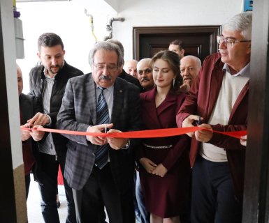 Belediye Başkanımız Sayın Mustafa Kenan Sarıtaş, Diyetisyen Sayın Nimet Yavuz’un işyeri açılışını gerçekleştirdi.