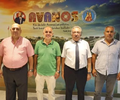 Turizmci Şuayip Güler ve Yılmaz Güler Belediye Başkanımız Mustafa Kenan Sarıtaş'ı makamında ziyaret ettiler