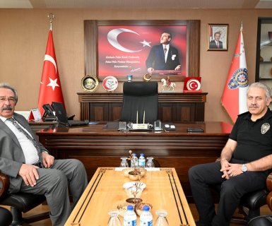 Belediye Başkanımız Sayın Mustafa Kenan Sarıtaş, Nevşehir İl Emniyet Müdürü Sayın Serkan Karaman’ı makamında ziyaret ederek, kendisine yeni görevinde başarılar diledi.
