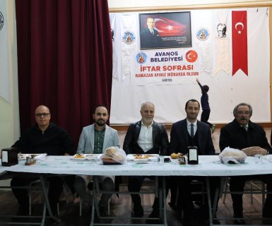 BELEDİYE BAŞKANIMIZ MUSTAFA KENAN SARITAŞ, İFTAR SOFRASINDA HEMŞEHRİLERİYLE BULUŞTU
