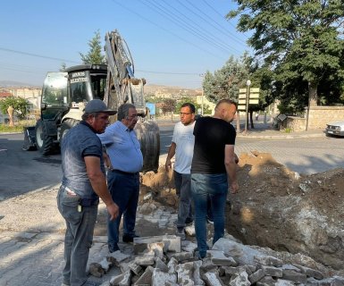 Artan hava sıcaklıklarıyla birlikte yükselen su ihtiyacını karşılamak amacıyla ekiplerimiz yoğun şekilde çalışıyor.