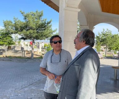 Belediye Başkanımız Avanos Kabristanlığını Ziyaret Ederek Vatandaşlarla Bayramlaştı