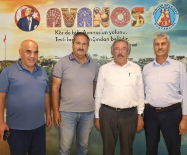 Belediye Başkanımıza Hemşehrilerimizin Ziyaretleri Devam Ediyor