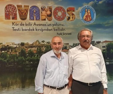 Hemşehrimiz Hasan Karakaş, Belediye Başkanımız Mustafa Kenan Sarıtaş'ı makamında ziyaret etti.