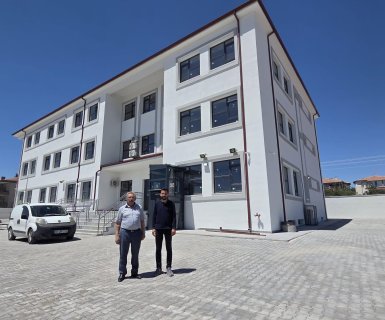 16 DERSLİKLİ YENİ KIZ MESLEKİ VE TEKNİK ANADOLU LİSEMİZ