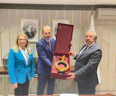 Başkan Sarıtaş, TOKİ İdare Başkanı Mustafa Levent Sungur'u Ziyaret Etti.