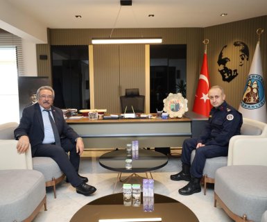 İlçe Jandarma Komutanımız Binbaşı Sayın Mehmet Taşbakan, Belediye Başkanımız Sayın Mustafa Kenan Sarıtaş’ı ziyaret etti.