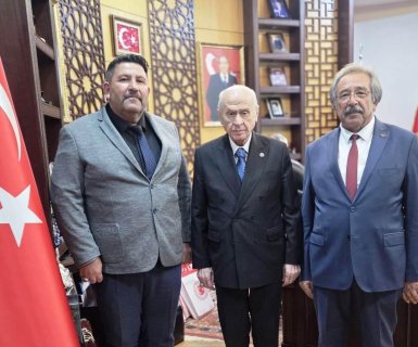 BİLGE LİDERİMİZ SAYIN DR. DEVLET BAHÇELİ BEYEFENDİ’YE ZİYARET