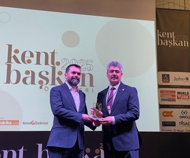 Belediye Başkanımız Sayın Mustafa Kenan Sarıtaş, "Yılın En Başarılı Belediye Başkanları" kategorisinde ödüle layık görüldü.