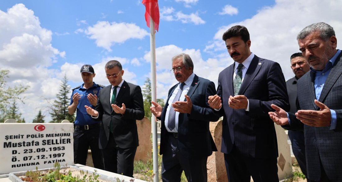 KURBAN BAYRAMI ÖNCESİNDE ŞEHİTLERİMİZİN KABİRLERİ ZİYARET EDİLDİ