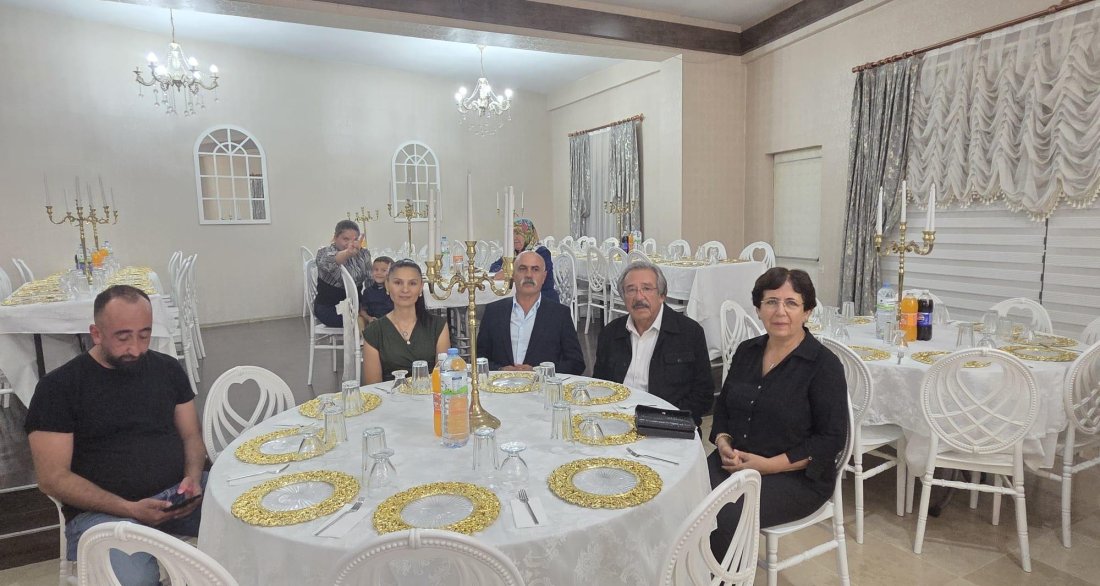 BELEDİYE BAŞKANIMIZ SAYIN MUSTAFA KENAN SARITAŞ'IN GENÇ ÇİFTLERİN MUTLULUĞUNA ORTAK OLDU
