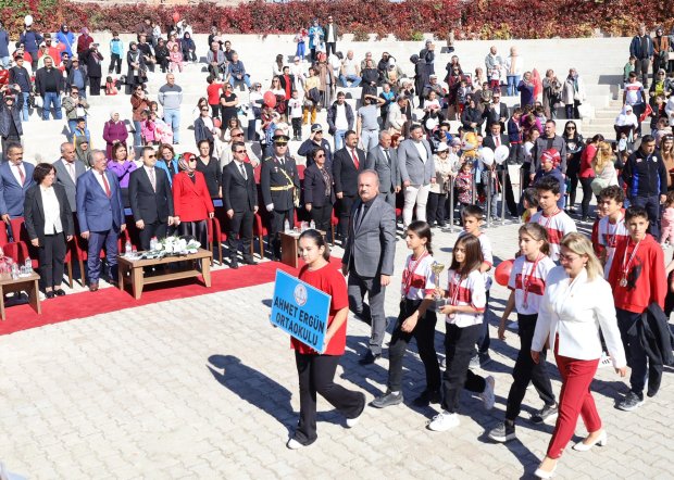 29 Ekim Cumhuriyet Bayramı Avanos'ta coşkuyla kutlandı.