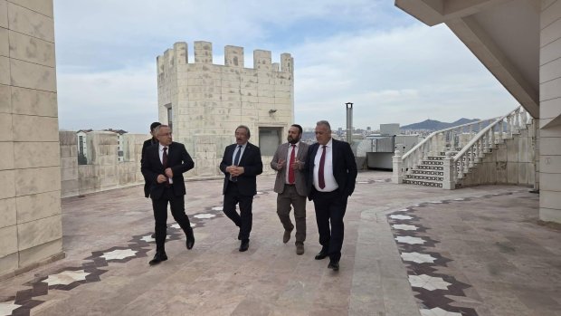 Belediye Başkanımız Sayın Mustafa Kenan Sarıtaş, Keçiören Belediyesi Estergon Türk Kültür Merkezi ve kalesini ziyaret etti.