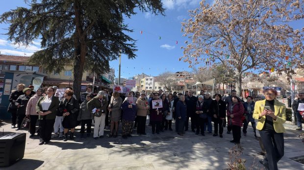 8 MART DÜNYA KADINLAR GÜNÜ KUTLANDI