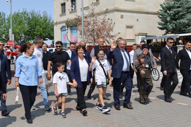19 Mayıs Atatürk'ü Anma Gençlik ve Spor Bayramı Kutlamaları Bayrak Yürüyüşü ile Başladı