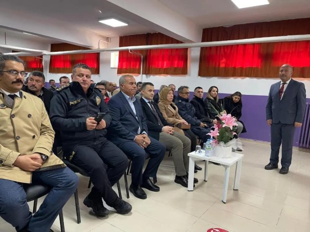 Başkan Yardımcısı Adnan Karadağ, 24 Kasım Öğretmenler Günü Kutlama Programına Katıldı.