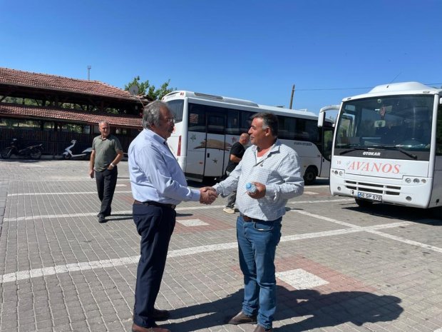 Belediye Başkanımız Sayın Mustafa Kenan Sarıtaş, güne erken saatlerde belediyemizin çeşitli iş sahalarında inceleme ve denetimlerde bulunarak başladı.