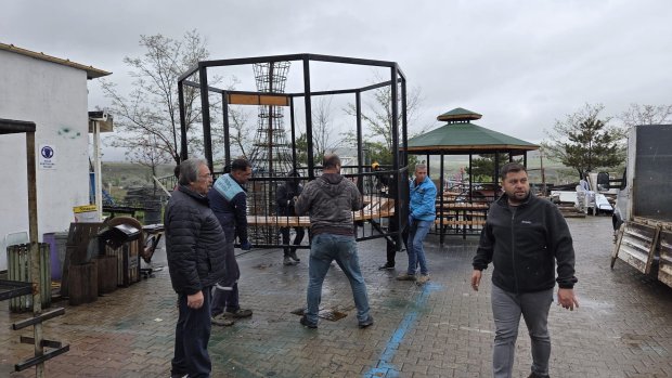 BELEDİYE BAŞKANIMIZ HAFTA SONU ÇALIŞMALARI SAHADA İNCELEDİ