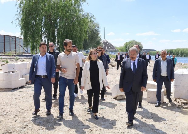 Milletvekilimiz Sayın Prof. Dr. Filiz KILIÇ, Belediye Başkanımızı Ziyaret Etti