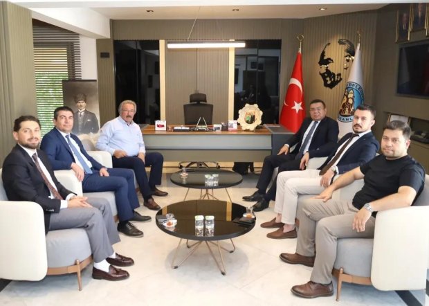 Medaş Genel Müdürü Sn. Erol Uçmazbaş ve Medaş heyeti Belediye Başkanımızı makamında ziyaret etti.