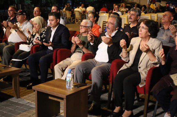 15 Temmuz Demokrasi ve Millî Birlik Günü, ilçemizde büyük bir coşku ve anlam yüklü bir programla anıldı.