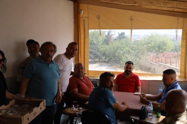 Belediye Başkanımız Sayın Mustafa Kenan Sarıtaş, Muharrem Ayı’nın manevi iklimi dolayısıyla Avanos Çarşı Meydanı’nda vatandaşlarımıza aşure ikramında bulundu.